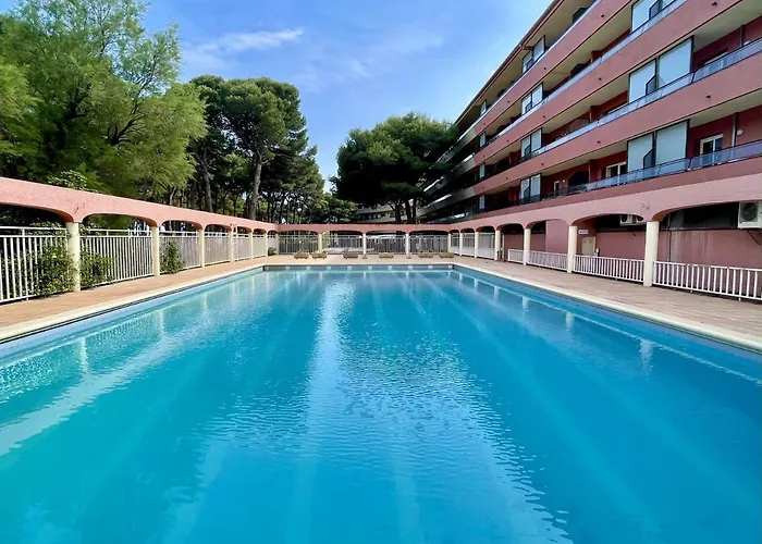 Salles 9 L'Estartit